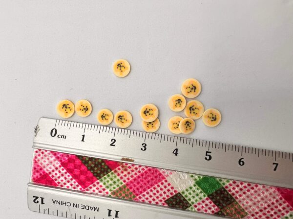 Bear-y Cute: 5mm Clay Pooh Bear Slices - Image 2