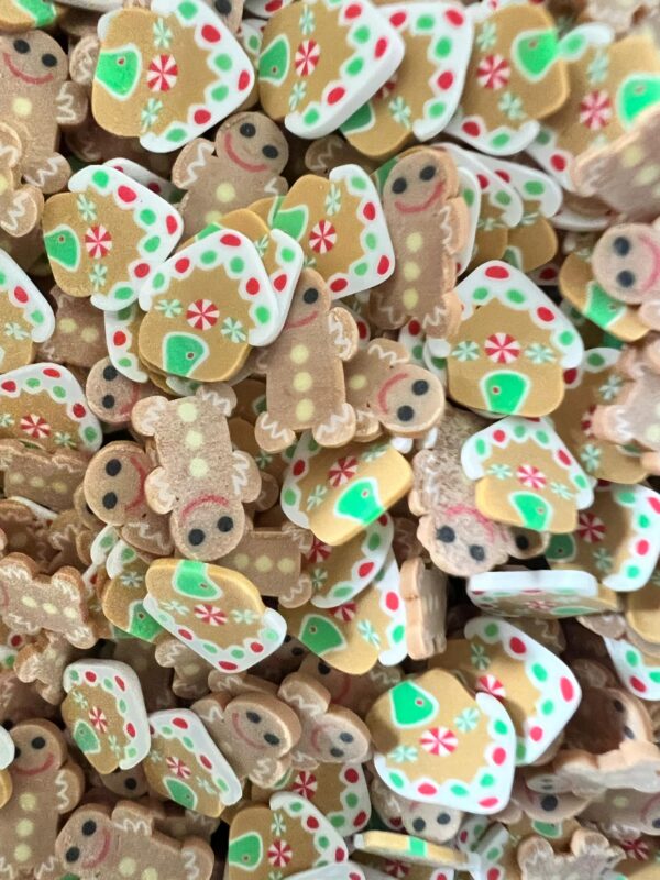 Gingerbread Village Charm Mix: 5mm Clay Gingerbread Men and Houses Slices