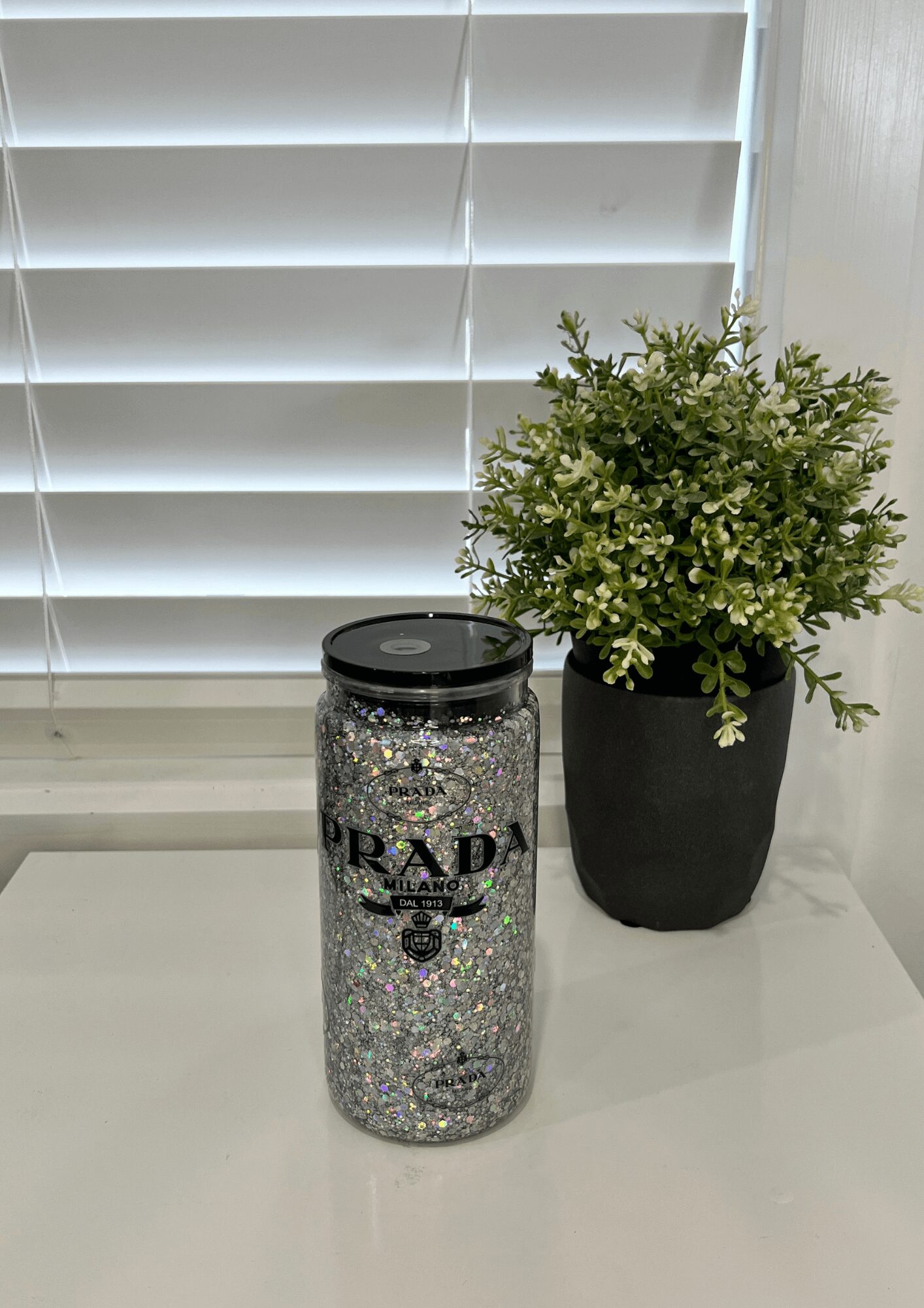 Prad@ Sparkle - Ready Made 16oz Acrylic Snowglobe Tumbler