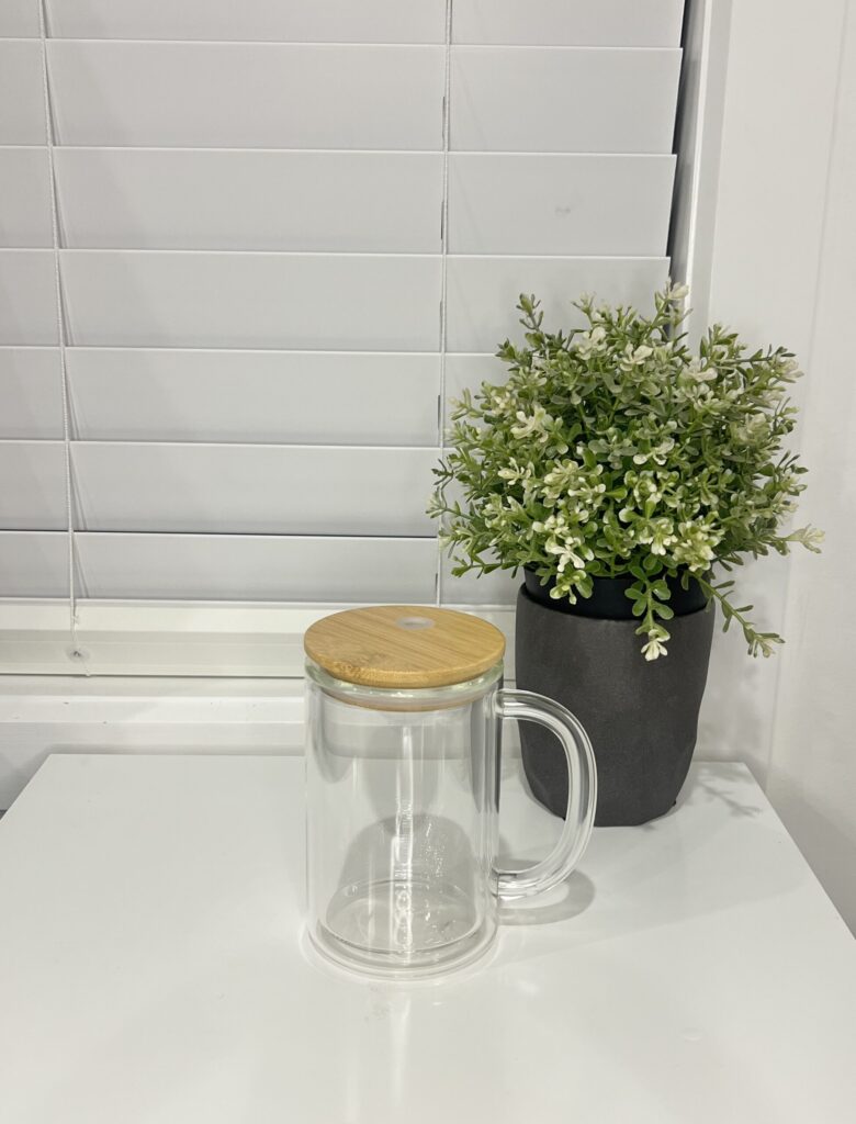 20oz glass snowglobe mug with glitter handle - Design your own