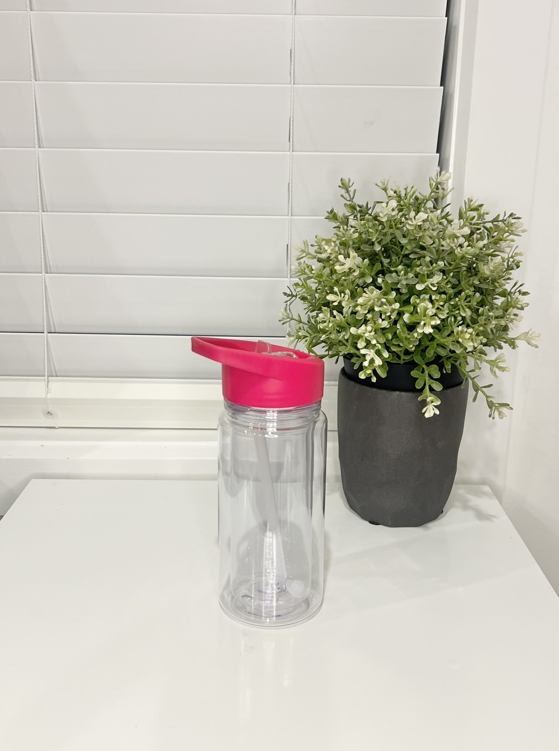 10oz acrylic snowglobe drink bottle - Design your own - Image 4